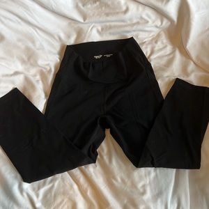 Old Navy Black Crop Leggings